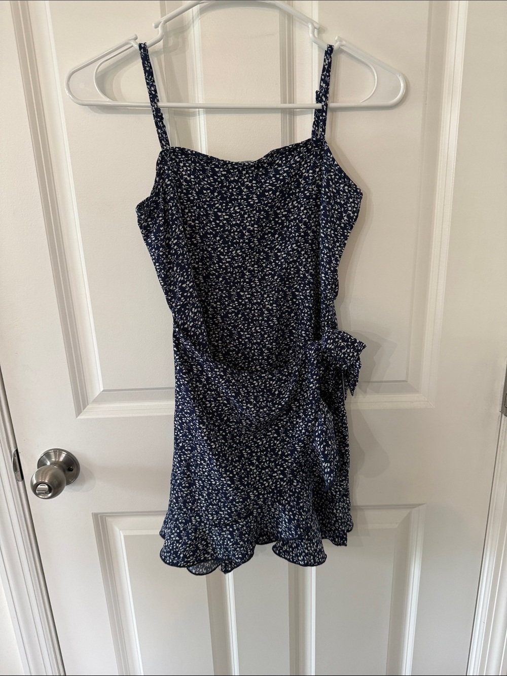 SHEIN Navy Blue Floral Tie-Waist Sundress